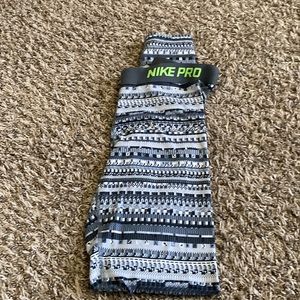 Nike pro leggings